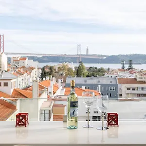 Tejo River View Nearby Belem Lissabon