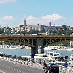  Apartament River Center